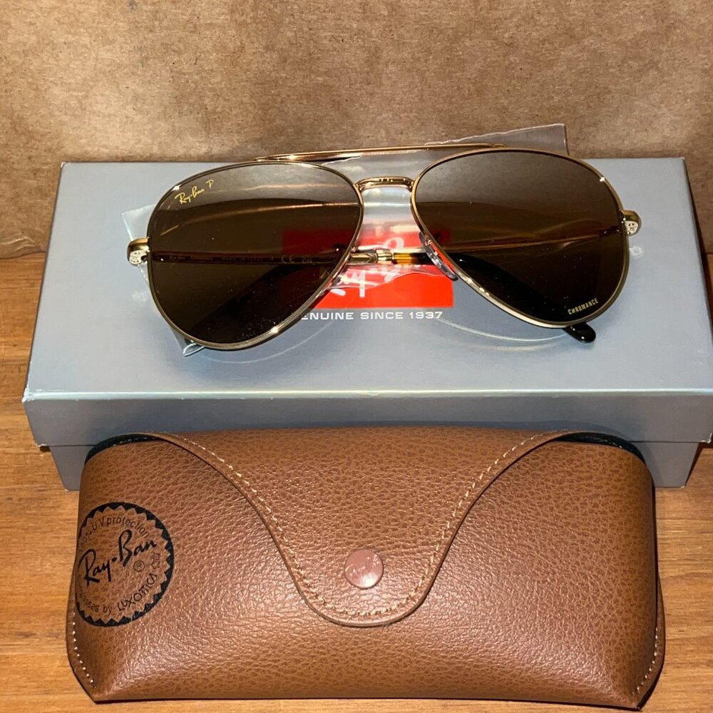 Rayban New Aviator Limited Edition Gold/Brown - Never Worn